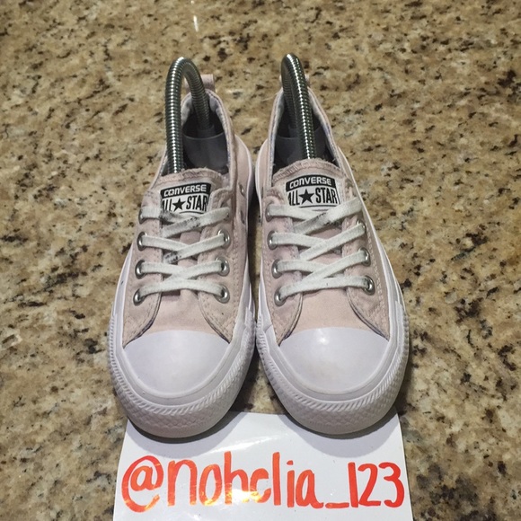 Converse Shoes - 🎉Converse